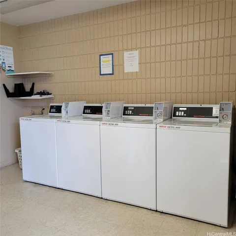 $338,000 | 1524 Pensacola Street, Unit 201, Honolulu, HI 96822