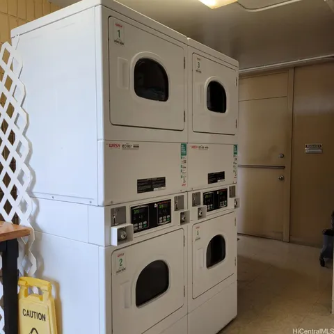 $338,000 | 1524 Pensacola Street, Unit 201, Honolulu, HI 96822