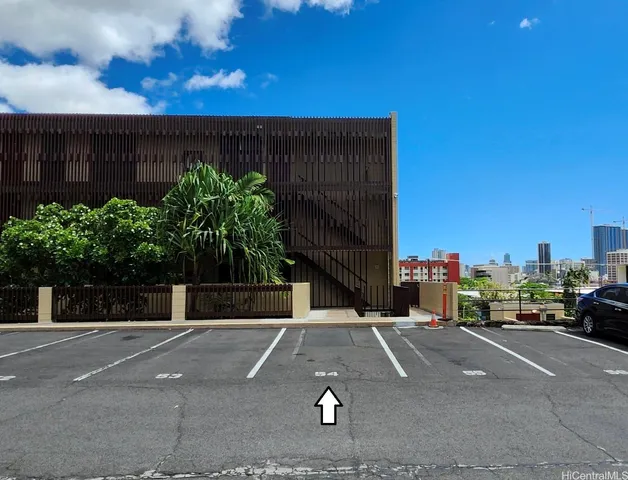 $338,000 | 1524 Pensacola Street, Unit 201, Honolulu, HI 96822