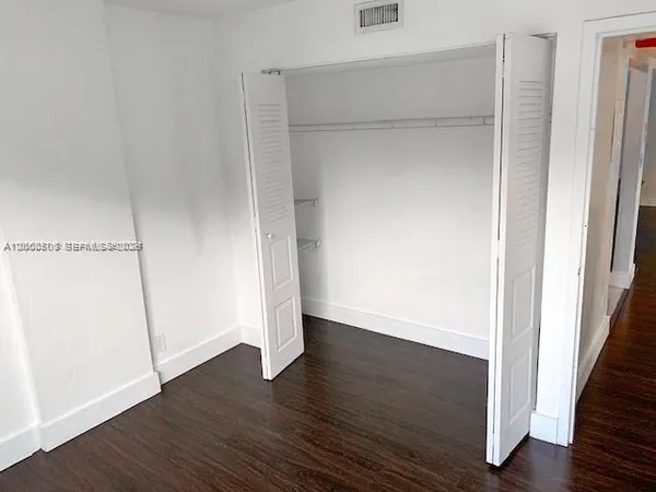 $2,800 | 2715 Tigertail Avenue, Unit 204, Miami, FL 33133