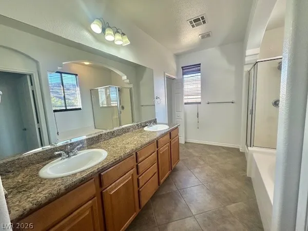 $2,895 | 1156 Horizon Range Avenue, Henderson, NV 89012