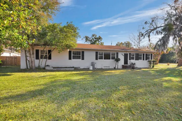 $1,995 | 8063 San Jose Boulevard, Jacksonville, FL 32217