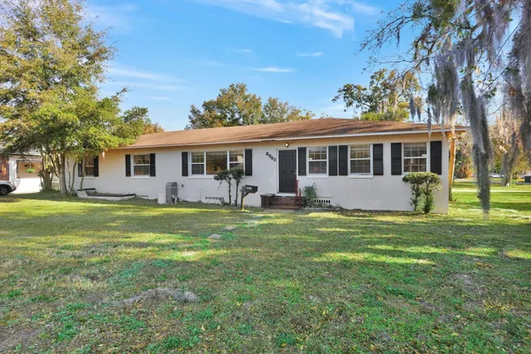$1,995 | 8063 San Jose Boulevard, Jacksonville, FL 32217