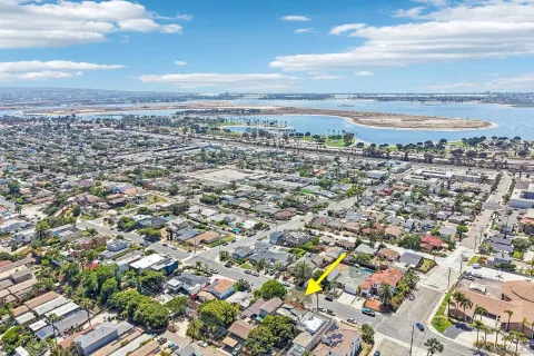 $1,378,400 | 2539 Galveston Street, San Diego, CA 92110