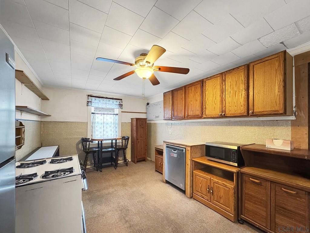 861 8th Street Colver, PA 15927 - Photo 14 of 37