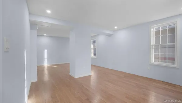$1,400,000 | 4518 Richardson Avenue | Wakefield