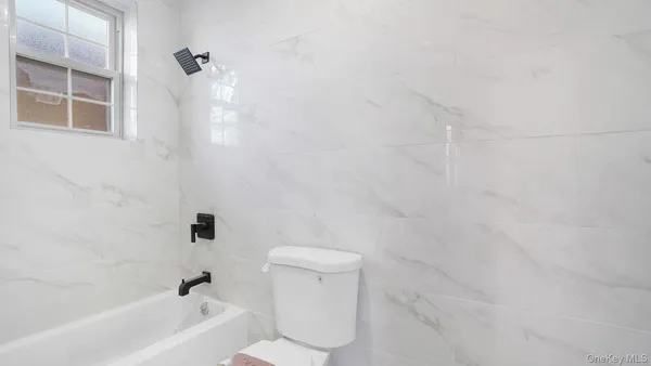 $1,400,000 | 4518 Richardson Avenue | Wakefield