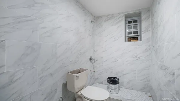 $1,400,000 | 4518 Richardson Avenue | Wakefield