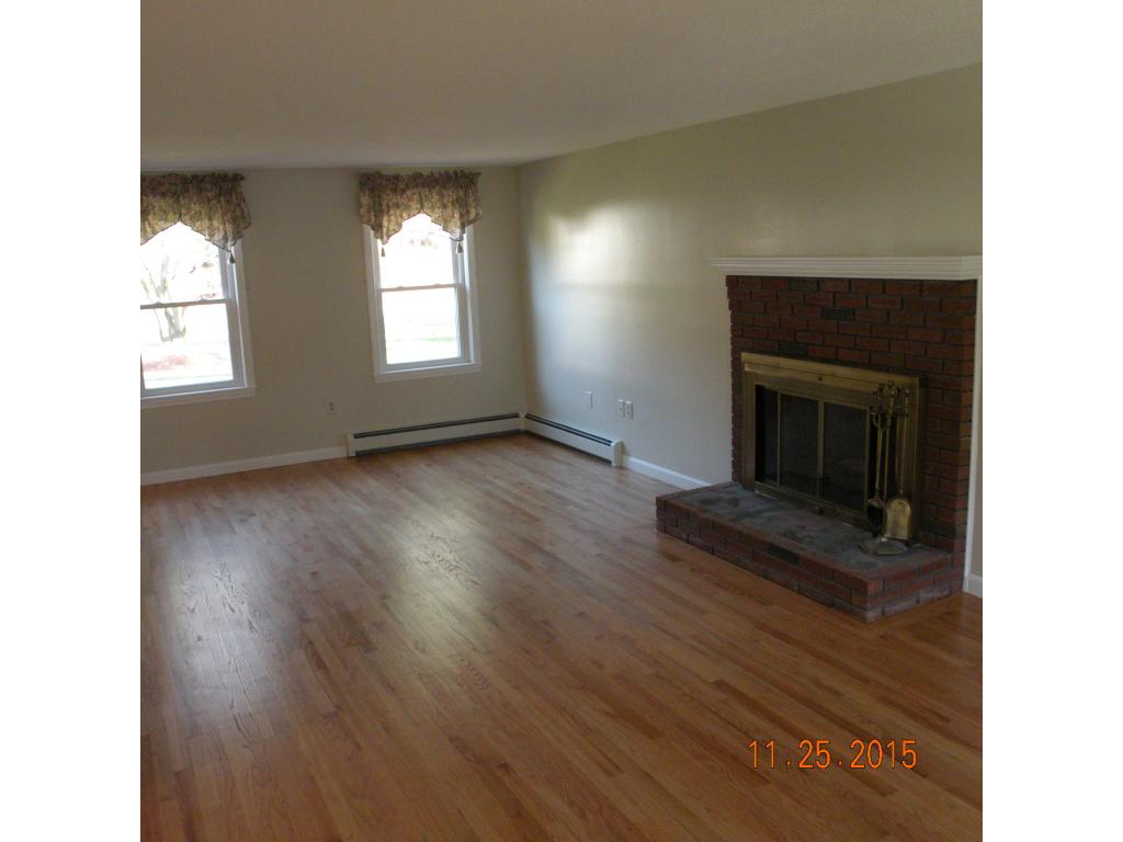 44 Schaefer Circle Hudson, NH 03051 - Photo 20 of 36