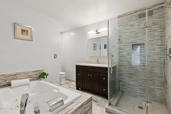 $699,000 | 10 Walter Drive, Hazlet, NJ 07730