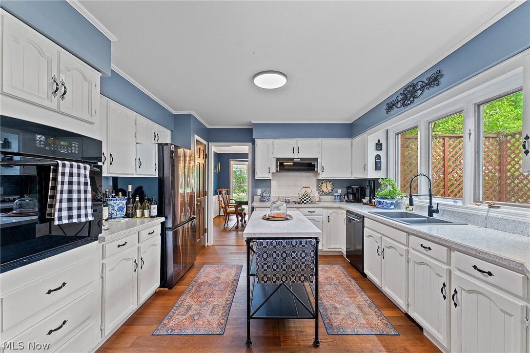 4207 Stratford Road Youngstown, OH 44512 - Photo 2 of 36 Gallery Image 2