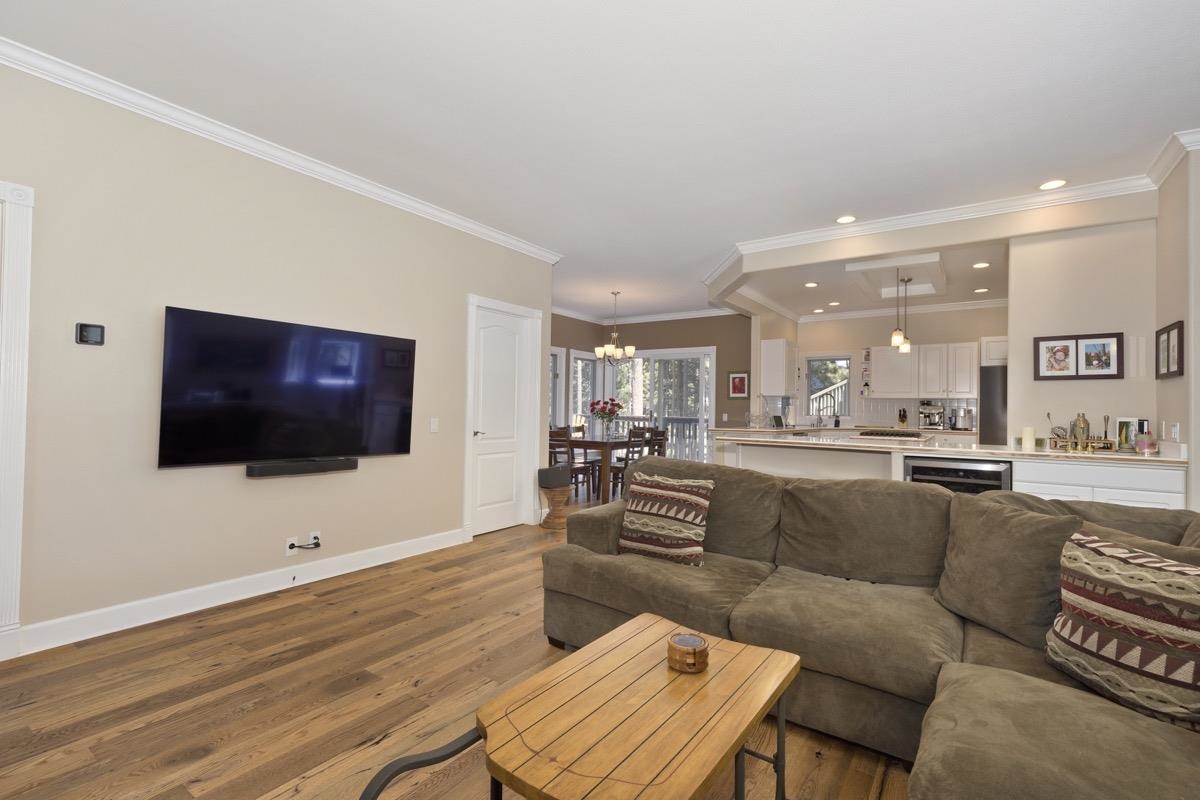 286 Ridge Way Mammoth Lakes, CA 93546 - Photo 11 of 50 Gallery Image 11