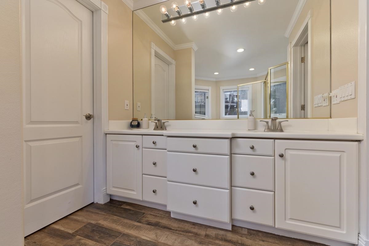 286 Ridge Way Mammoth Lakes, CA 93546 - Photo 33 of 50 Gallery Image 33
