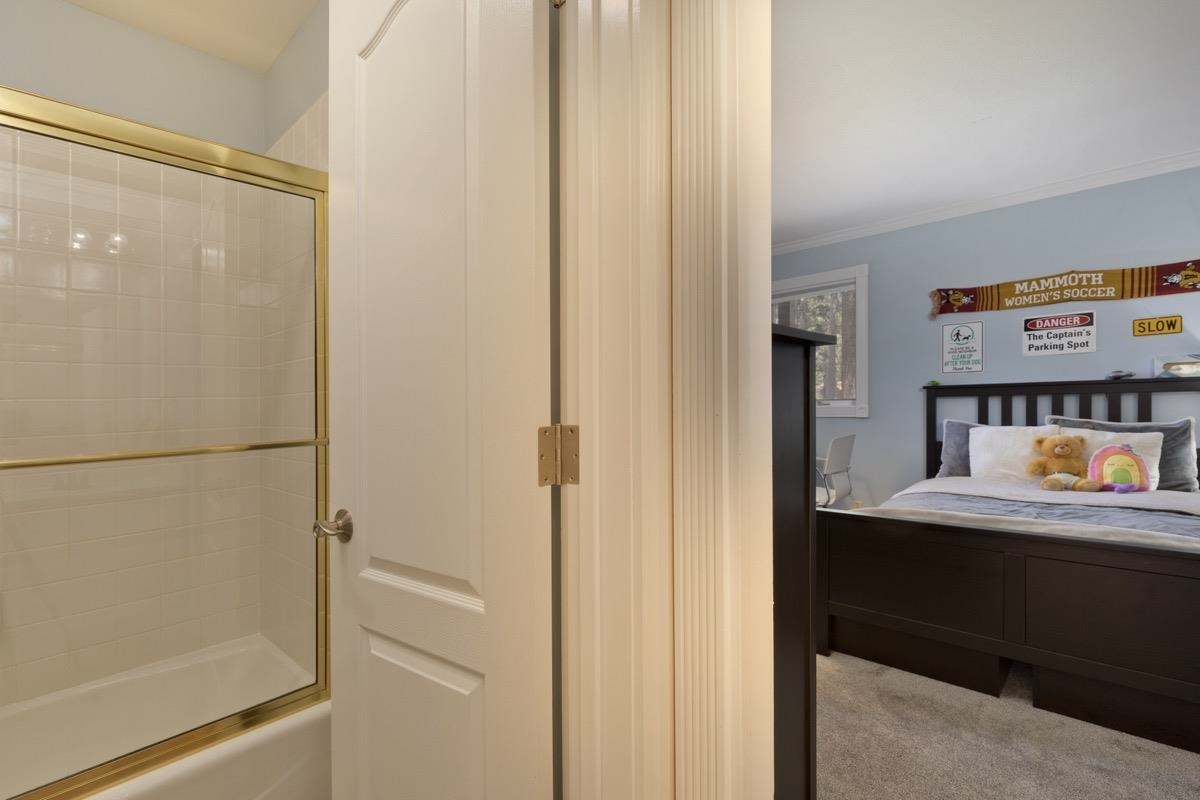 286 Ridge Way Mammoth Lakes, CA 93546 - Photo 39 of 50 Gallery Image 39