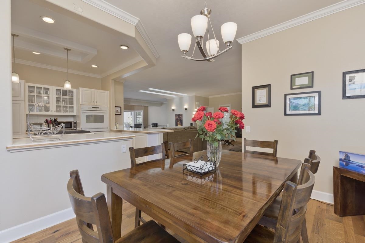 286 Ridge Way Mammoth Lakes, CA 93546 - Photo 6 of 50 Gallery Image 6