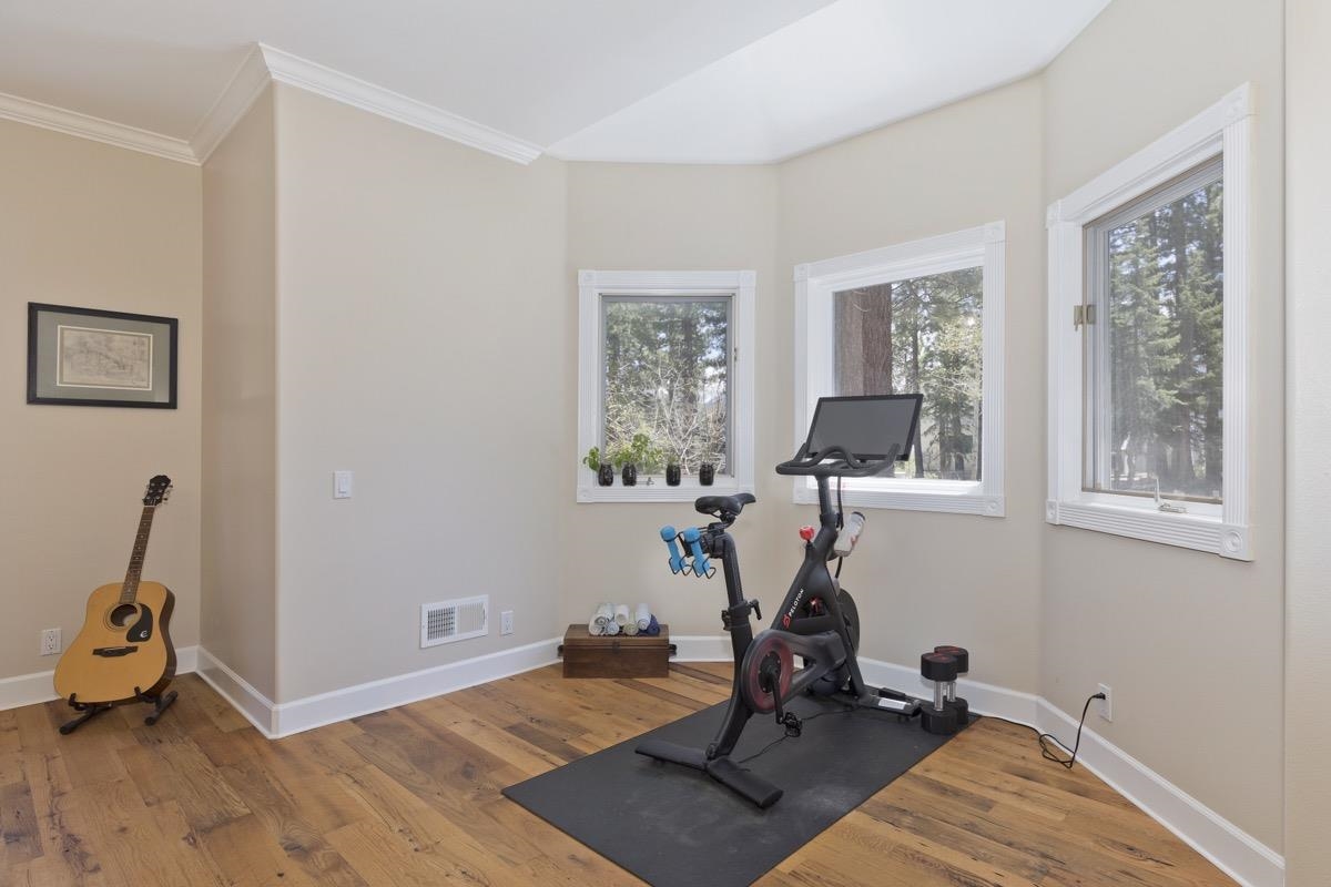 286 Ridge Way Mammoth Lakes, CA 93546 - Photo 10 of 50 Gallery Image 10