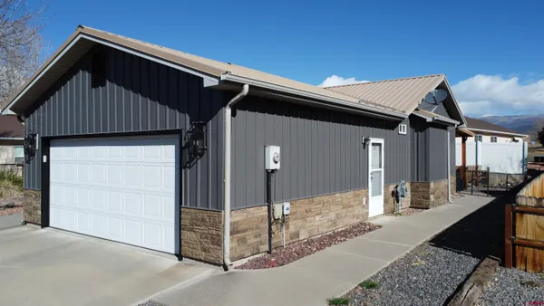 $450,000 | 478 Southeast Birdie Circle, Cedaredge, CO 81413
