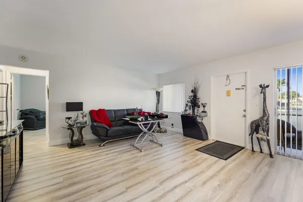 $1,700 | 3586 La Playas Court, Unit D1, Greenacres, FL 33463