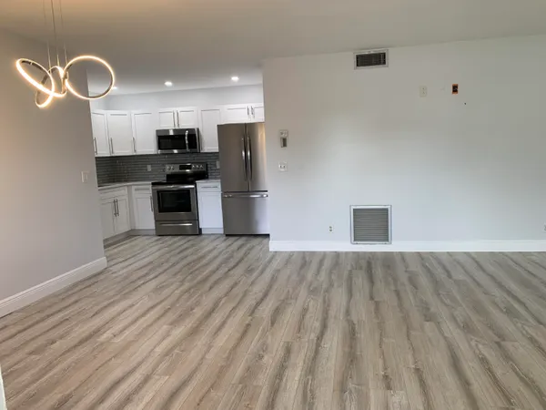 $1,700 | 3586 La Playas Court, Unit D1, Greenacres, FL 33463