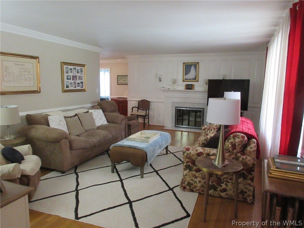 2 Goodwin Road Newport News, VA 23606 - Photo 5 of 27 Gallery Image 5