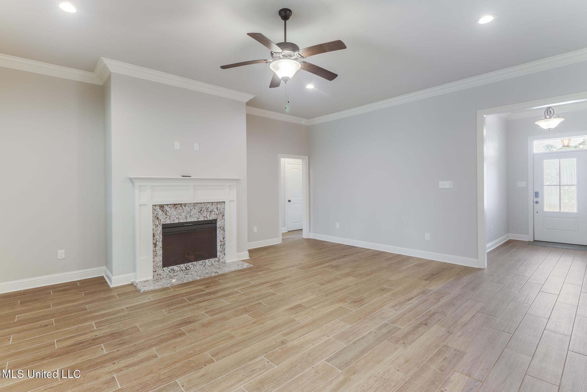 11816 Smokey Court Ocean Springs, MS 39564 - Photo 12 of 43 Photo Nov 14 2025, 1 02 30 PM (2)