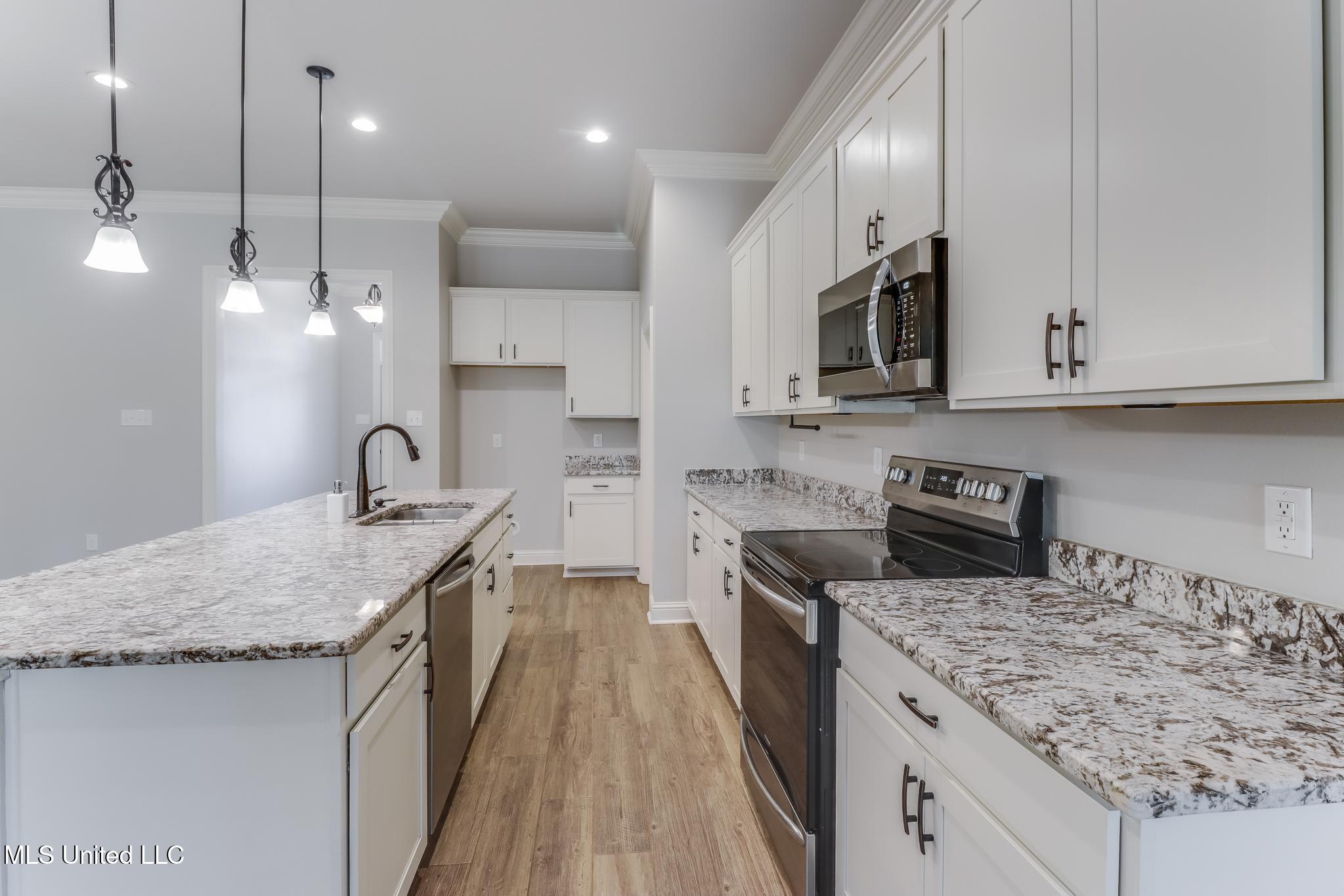 11816 Smokey Court Ocean Springs, MS 39564 - Photo 17 of 43 Photo Nov 14 2025, 1 02 58 PM (1)