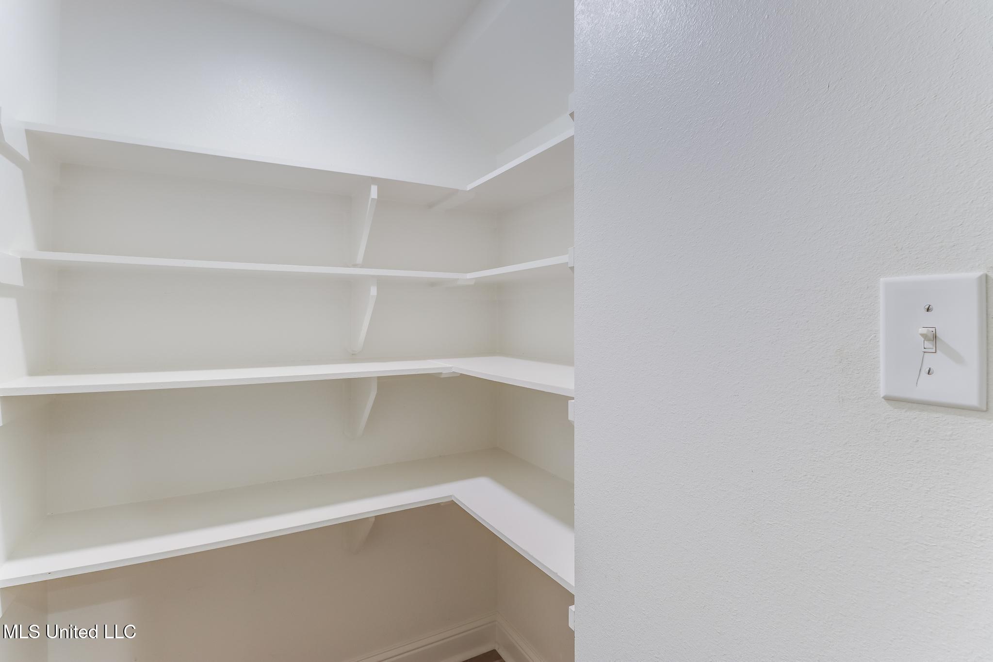 11816 Smokey Court Ocean Springs, MS 39564 - Photo 18 of 43 Photo Nov 14 2025, 1 03 17 PM (1)