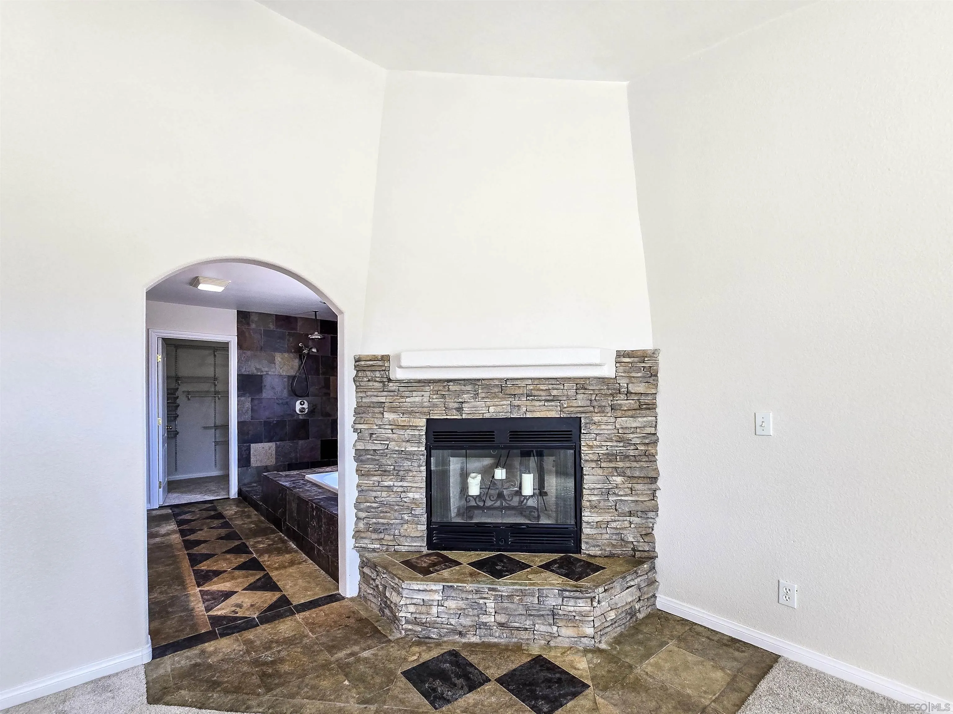 11926 Golden View Road Pinon Hills, CA 92372 - Photo 27 of 56 Gallery Image 27