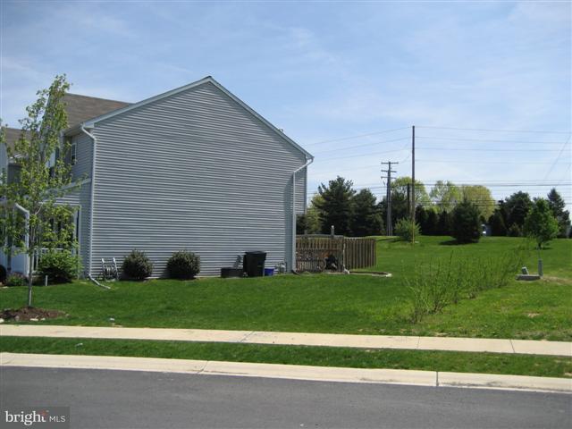 101 Foxglove Meadows Lititz, PA 17543 - Photo 20 of 21 Gallery Image 20