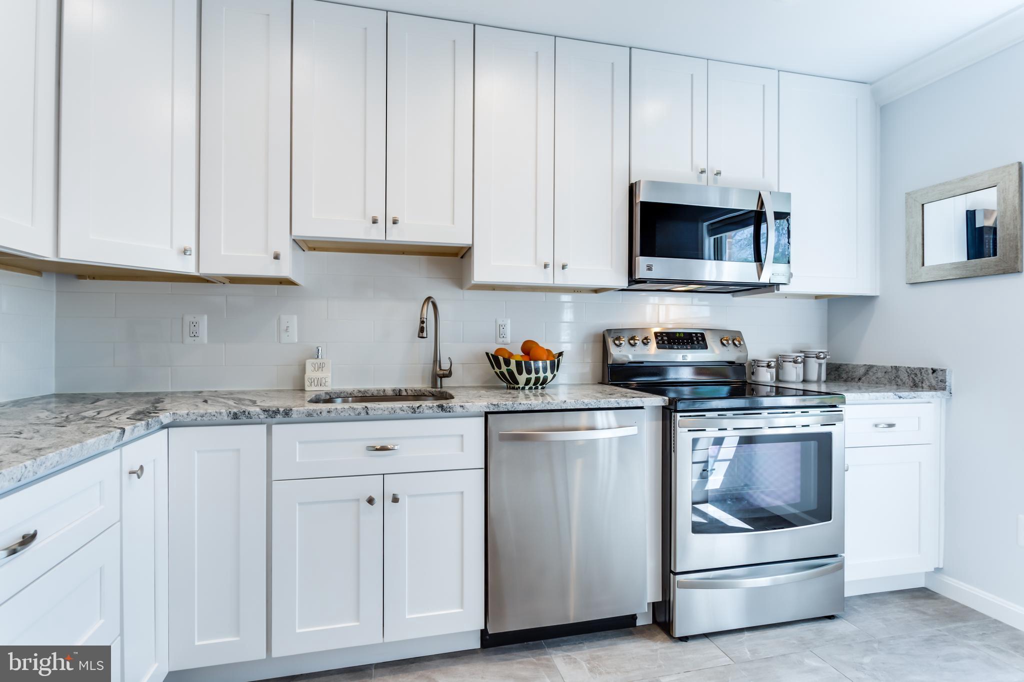 2043 South Glebe Road Arlington, VA 22206 - Photo 16 of 72 Gallery Image 16