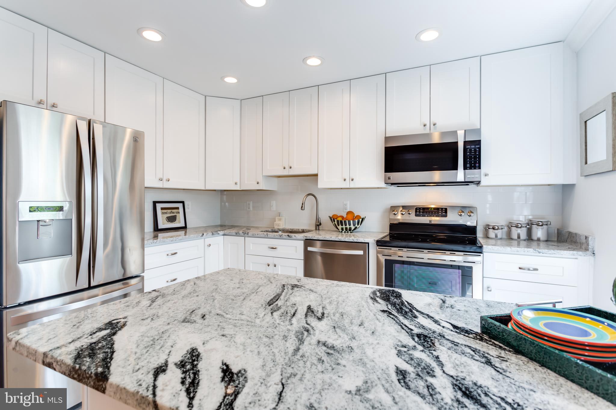 2043 South Glebe Road Arlington, VA 22206 - Photo 4 of 72 Gallery Image 4