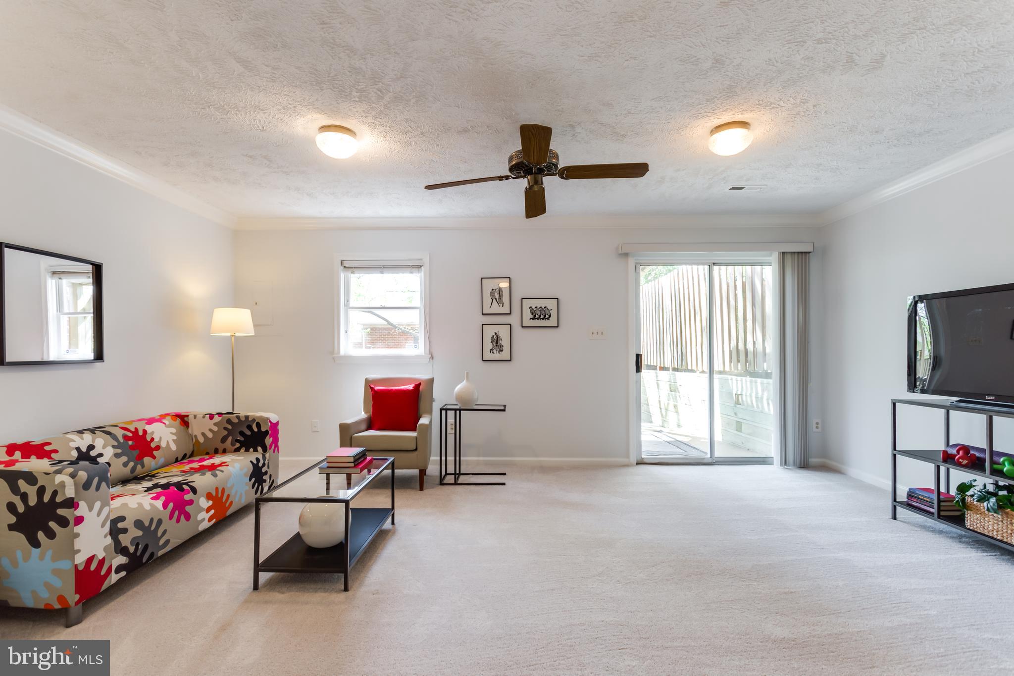 2043 South Glebe Road Arlington, VA 22206 - Photo 42 of 72 Gallery Image 42