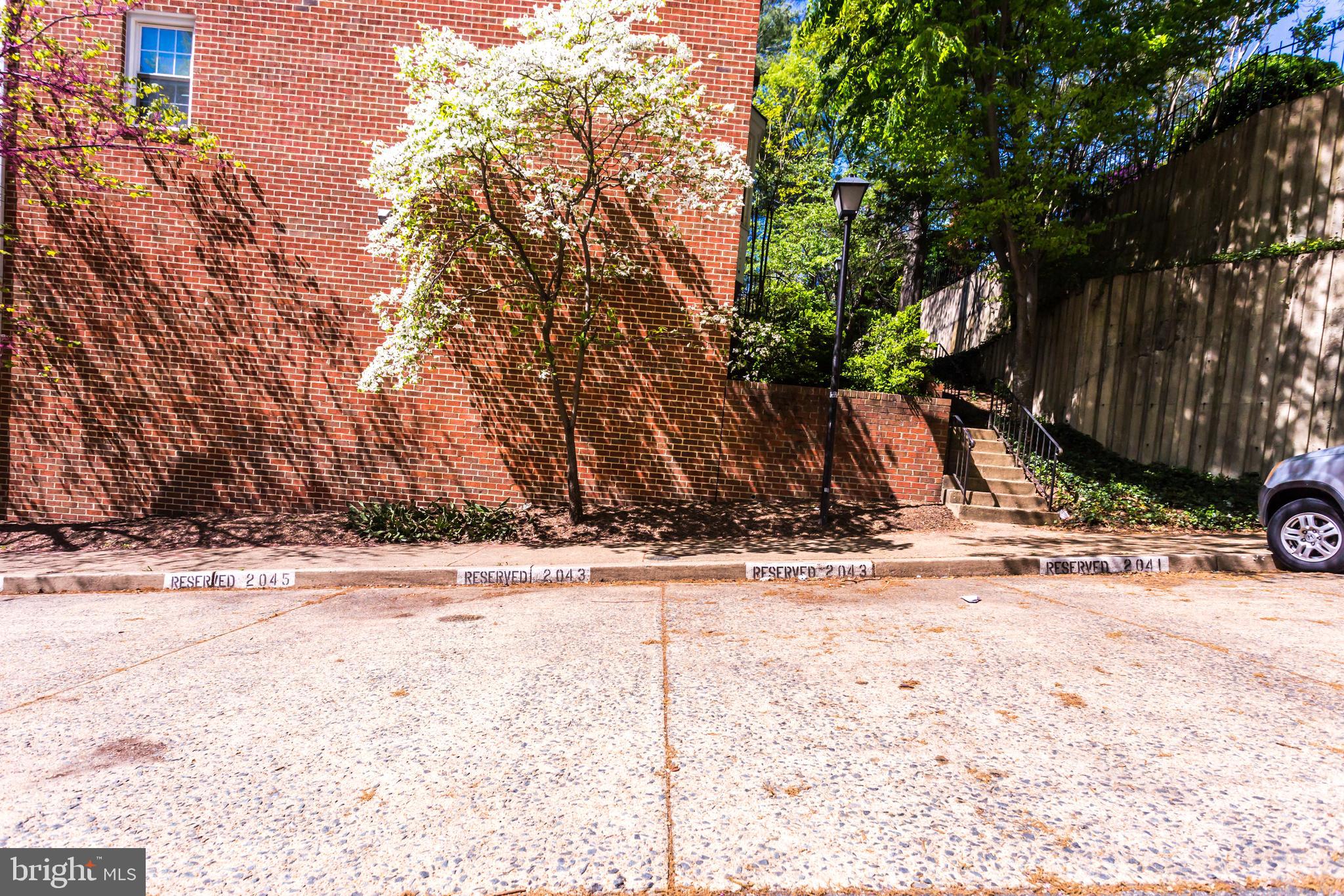 2043 South Glebe Road Arlington, VA 22206 - Photo 65 of 72 Gallery Image 65