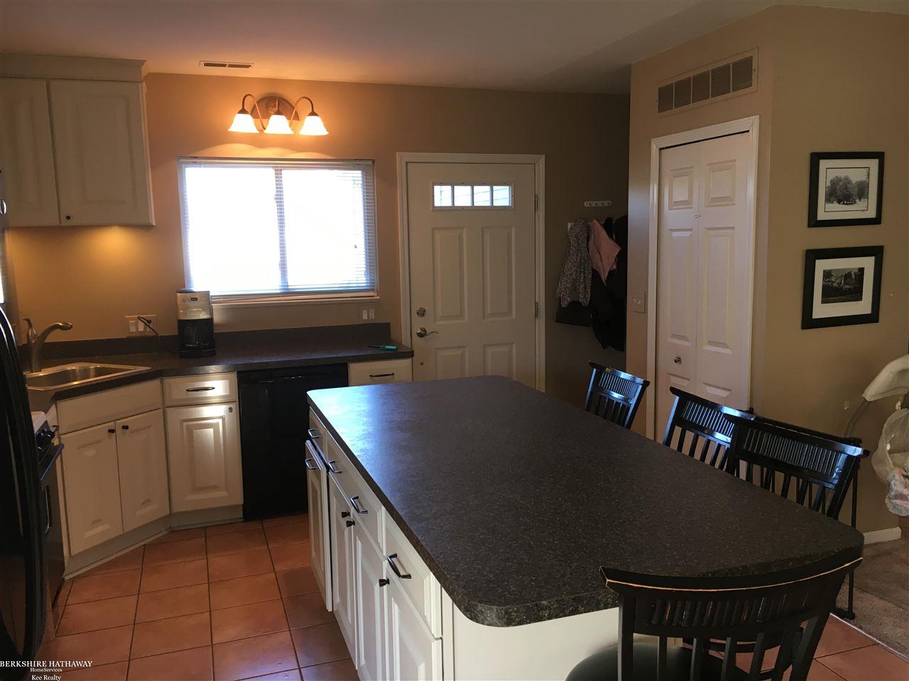 2981 Simpson Drive Rochester Hills, MI 48309 - Photo 8 of 39