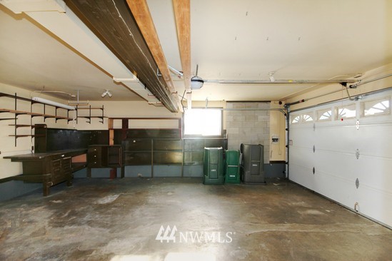 21705 6th Avenue West Bothell, WA 98021 - Photo 14 of 15 a view of a garage