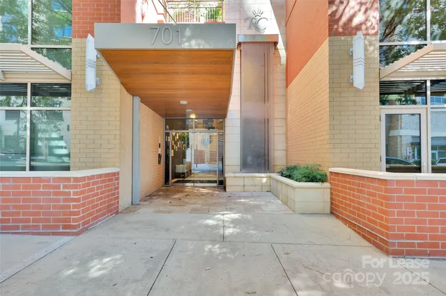 a view of outdoor space yard and porch