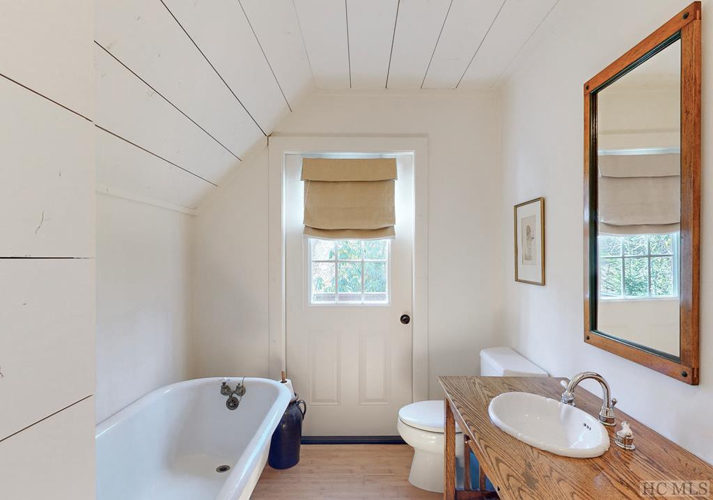 199 Upper Lake Road Highlands, NC 28741 - Photo 57 of 70 Gallery Image 57