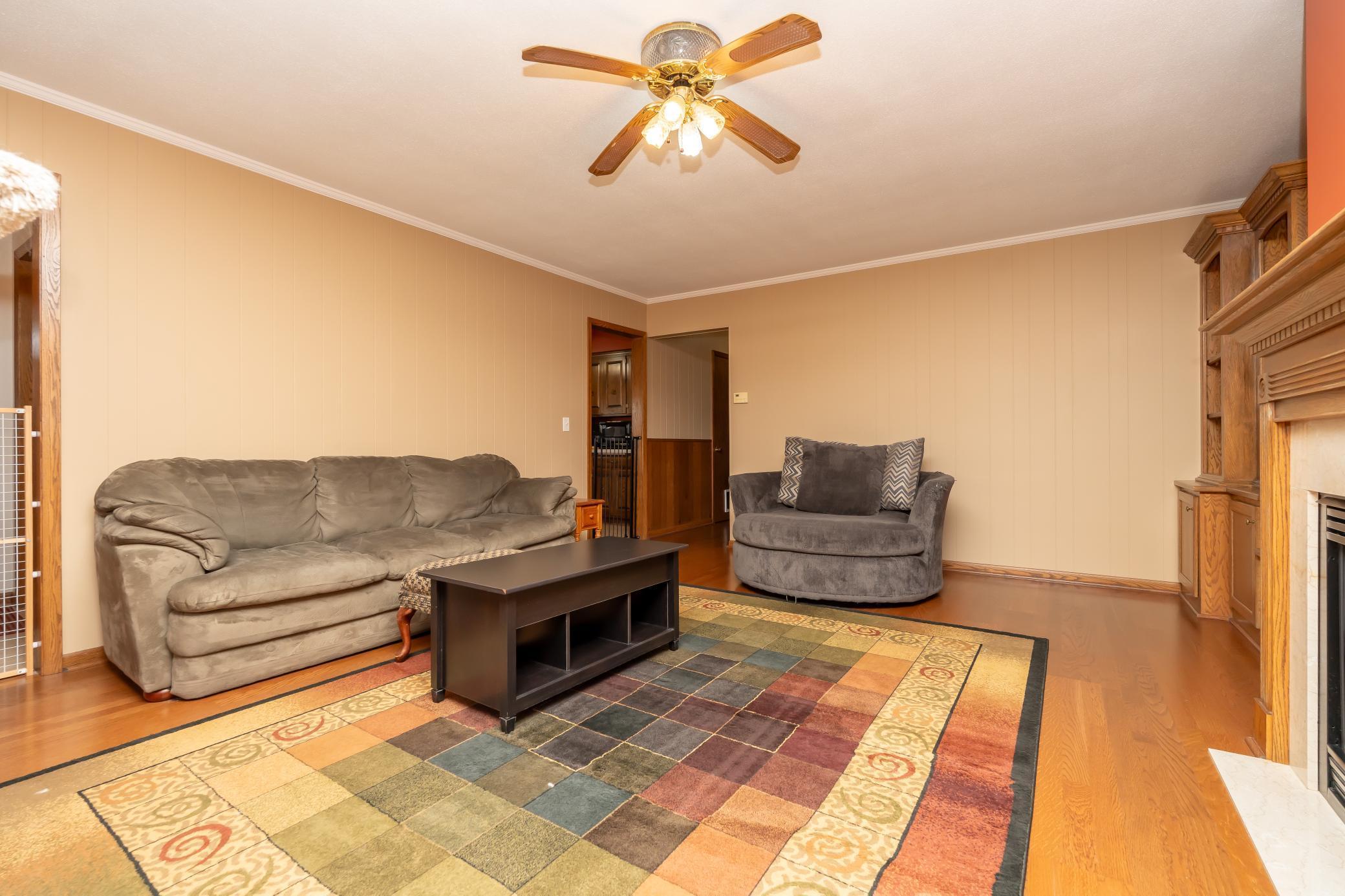 110 1st Street Southwest New Prague, MN 56071 - Photo 7 of 28