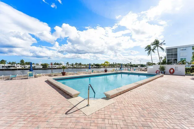 $2,500 | 2004 South Federal Highway, Unit D403, Boynton Beach, FL 33435