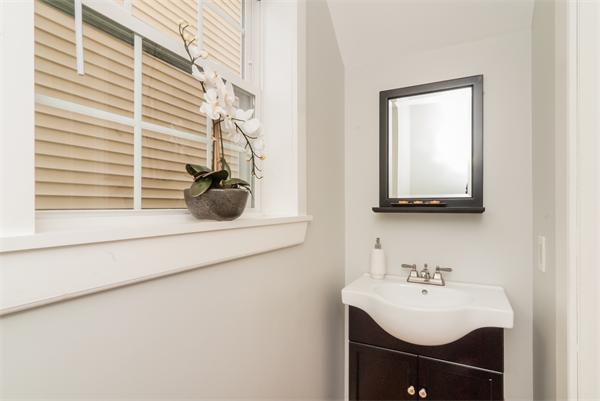 47 Ward Street Boston, MA 02127 - Photo 12 of 15