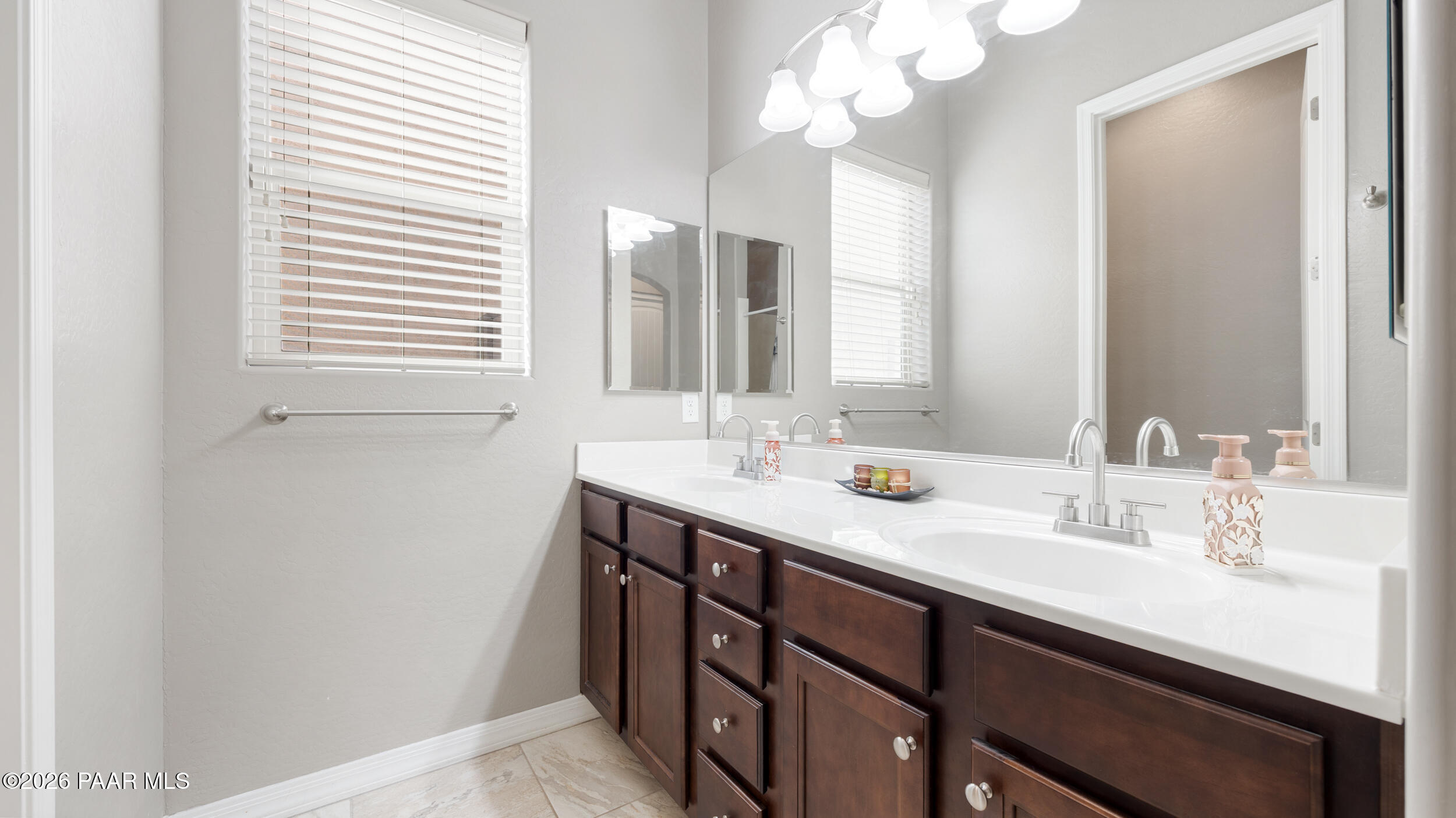 6269 Livingston Loop Prescott Valley, AZ 86314 - Photo 17 of 30 MASTER BATH
