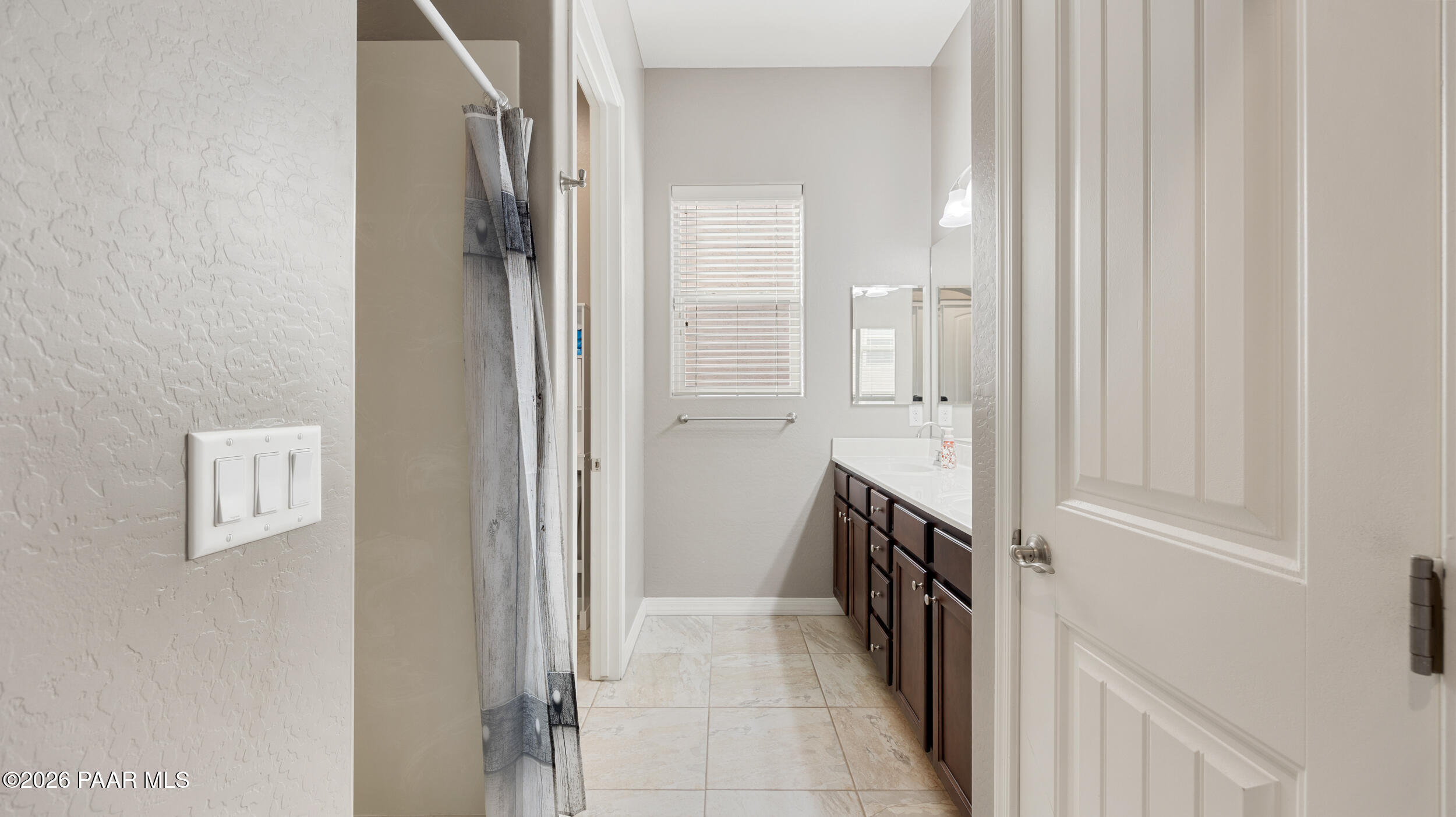 6269 Livingston Loop Prescott Valley, AZ 86314 - Photo 19 of 30 MASTER BATH