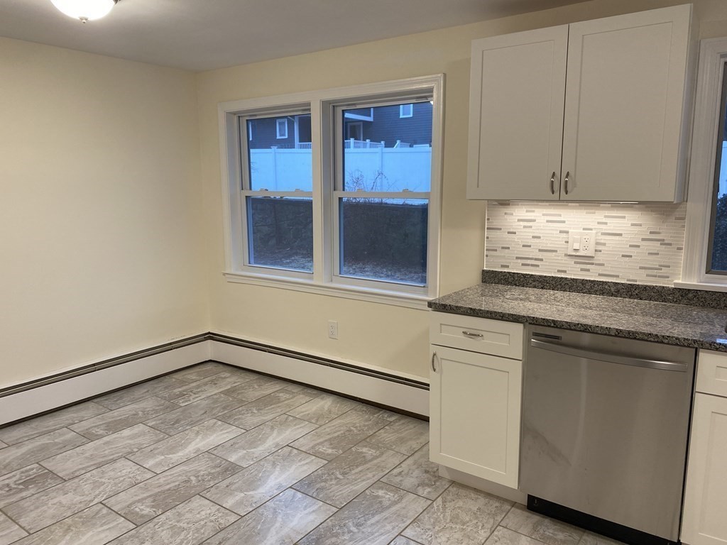 12 Hemenway Road Swampscott, MA 01907 - Photo 5 of 30 Gallery Image 5
