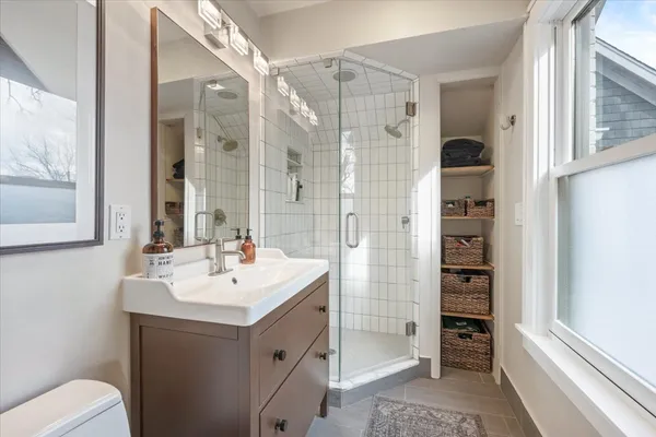 $889,000 | 1233 Glencoe Avenue, Highland Park, IL 60035