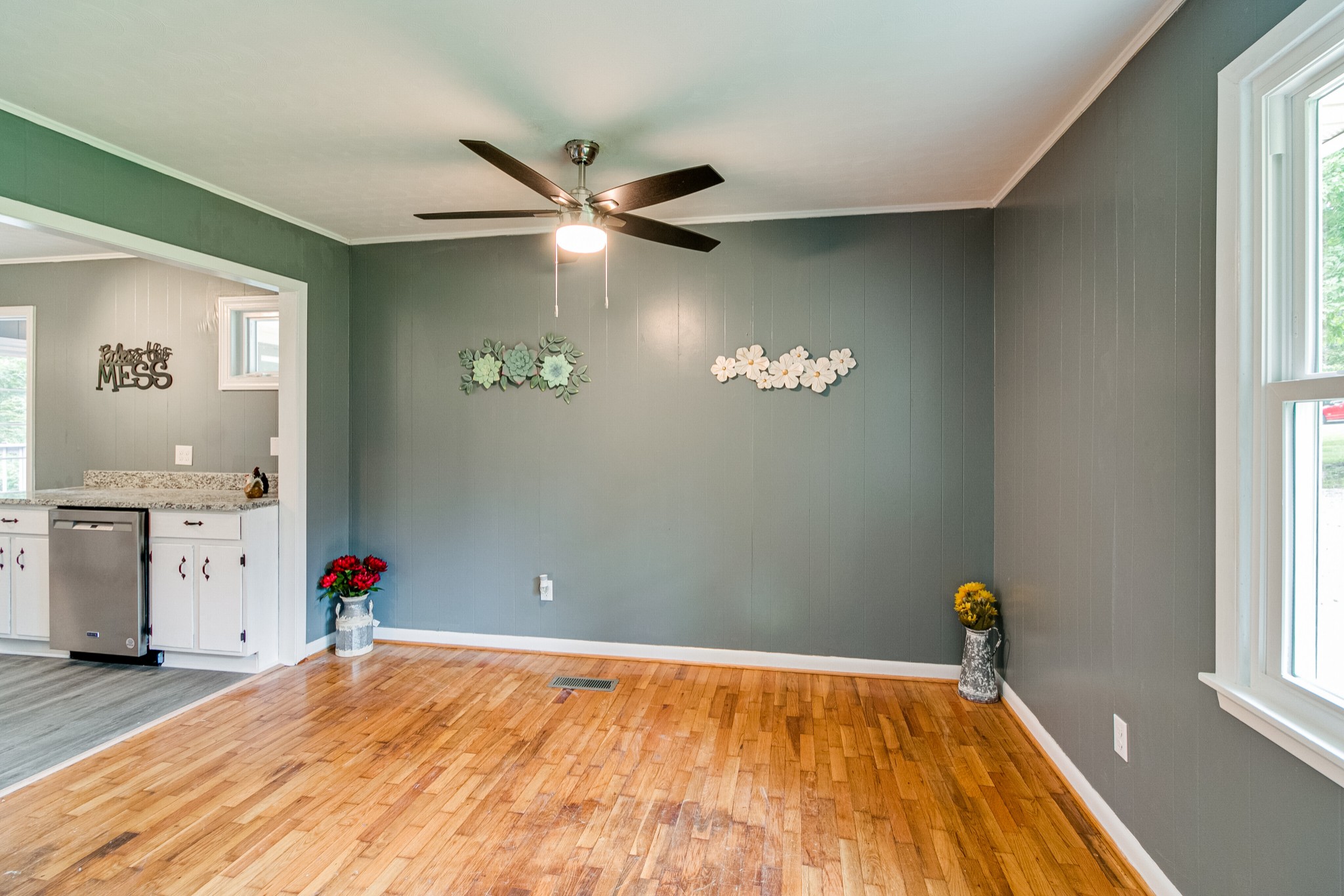 176 Pine Street Parsons, TN 38363 - Photo 14 of 23