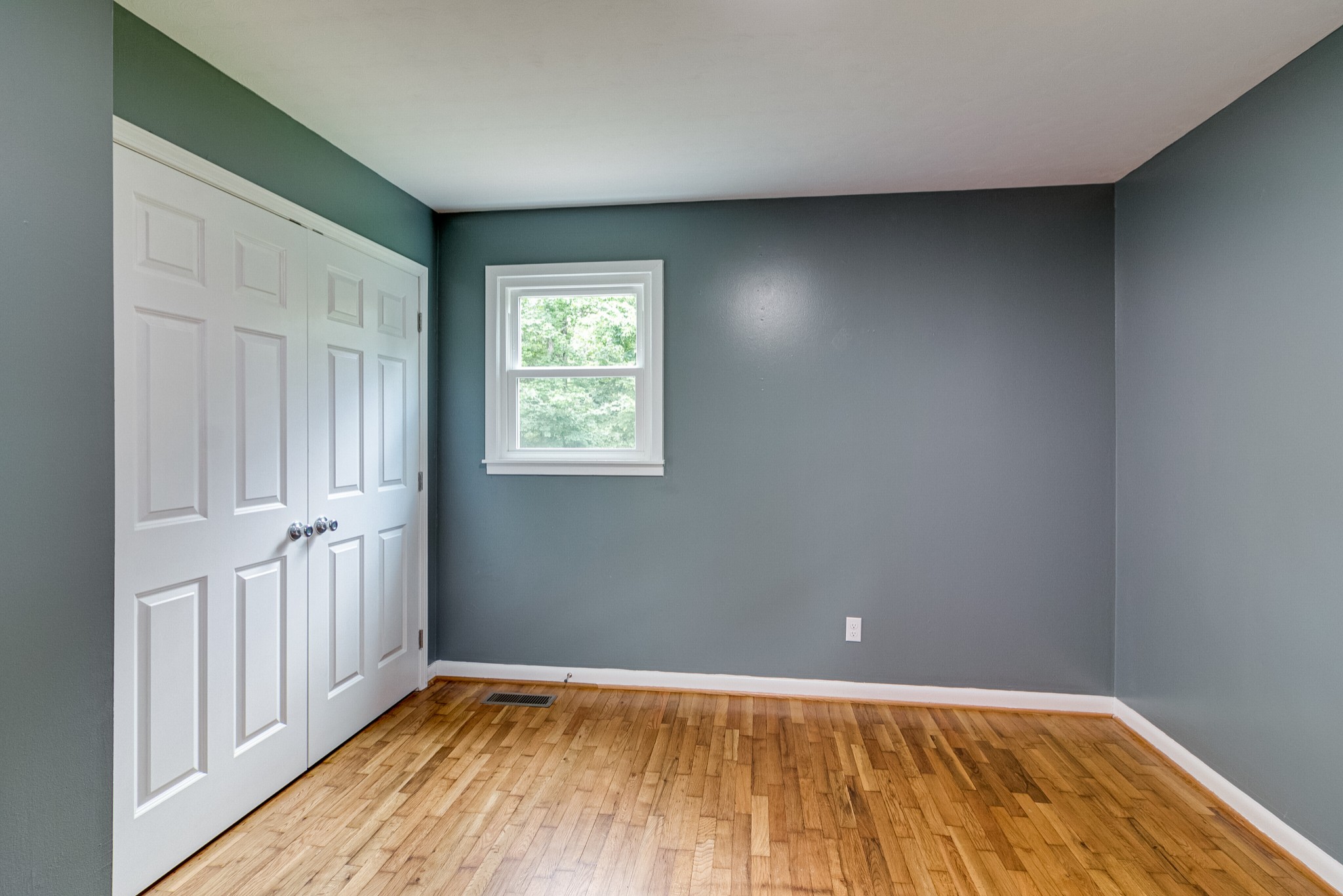 176 Pine Street Parsons, TN 38363 - Photo 18 of 23