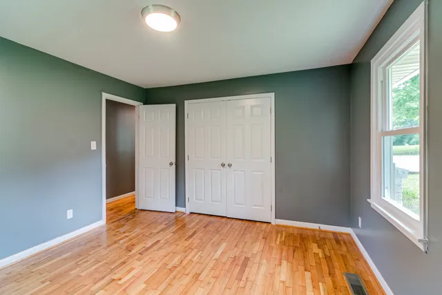 $1,590 | 176 Pine Street, Parsons, TN 38363