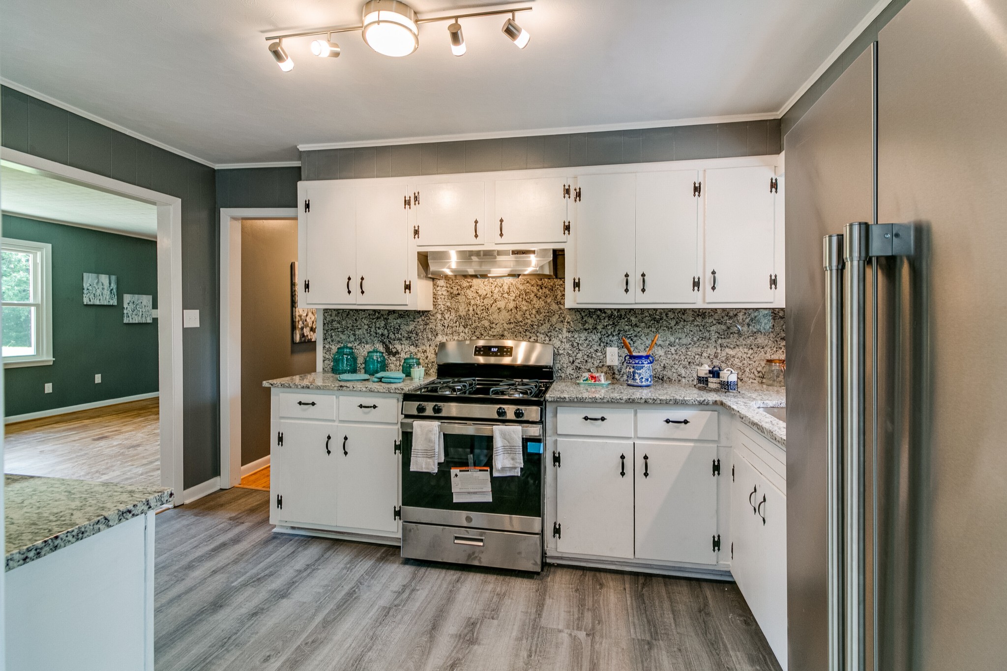 176 Pine Street Parsons, TN 38363 - Photo 4 of 23