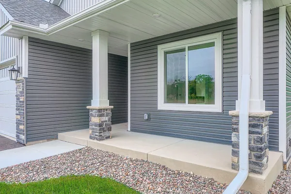 $454,164 | 6363 Goodwin Lane, Wyoming, MN 55092