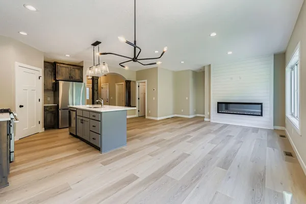 $454,164 | 6363 Goodwin Lane, Wyoming, MN 55092